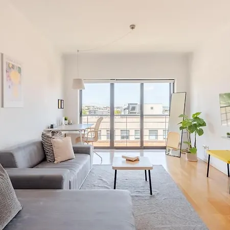 Cabo Ruivo - Wonderful Apartment - Free Parking Appartamento *