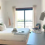 Apartmán Wonderful - Free Parking - Cabo Ruivo 34636al *