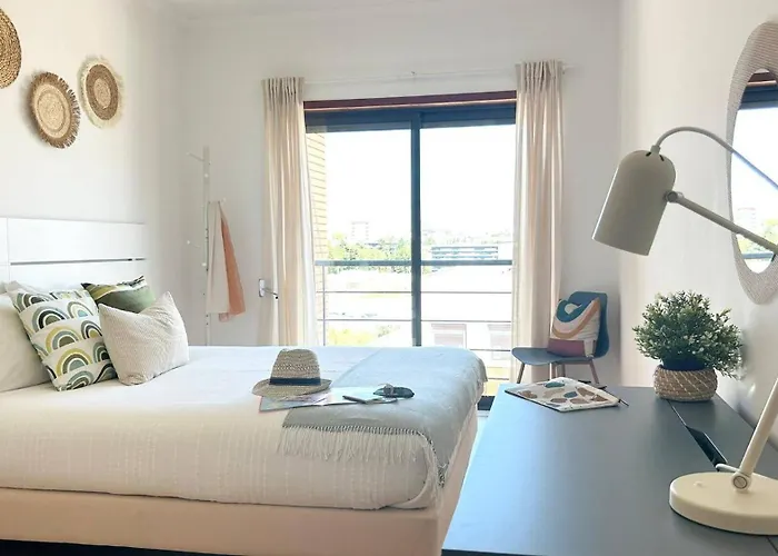 Apartment Wonderful - Free Parking - Cabo Ruivo 34636al *