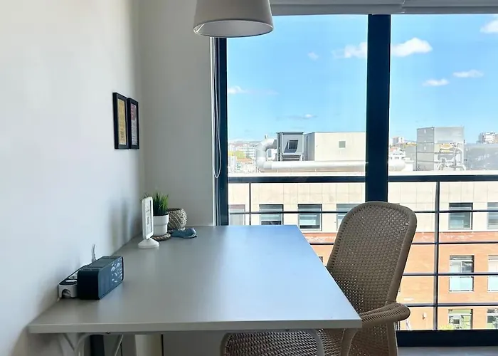 Apartment Wonderful - Free Parking - Cabo Ruivo 34636al